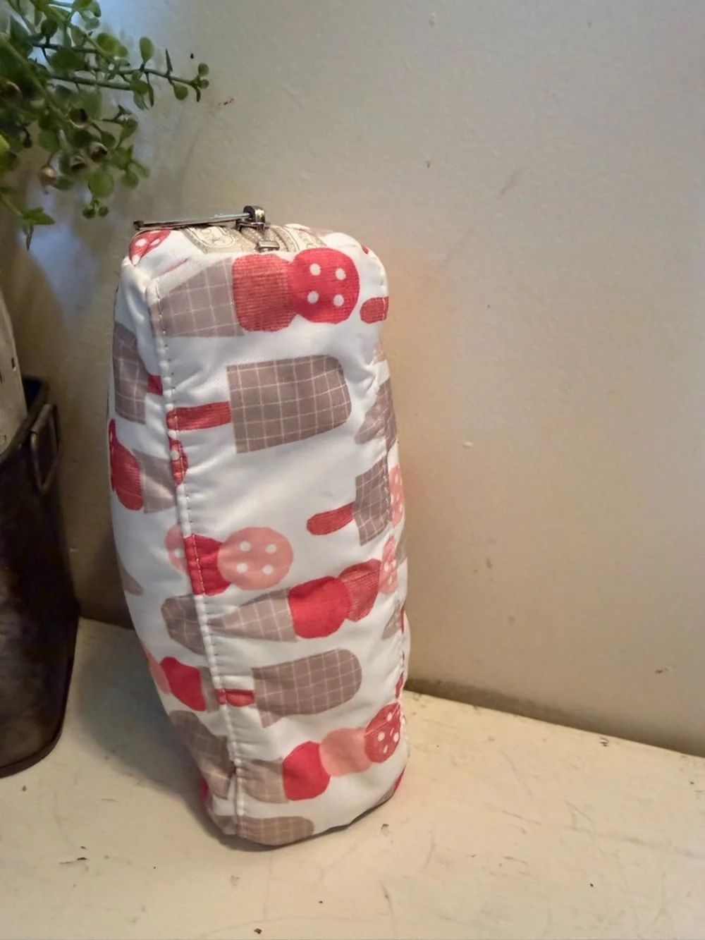 Lesportsac Cream Cosmetic Pouch with Coral & Taupe Ice Cream Print